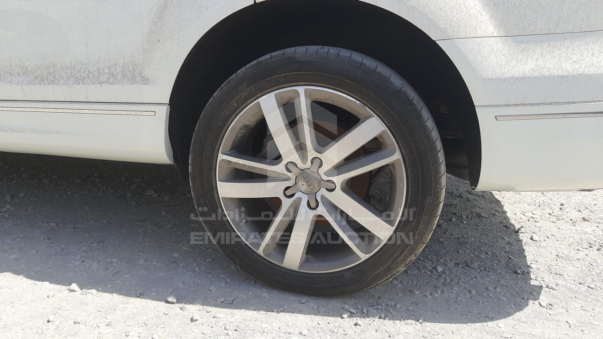 2014 AUDI Q7 VIN: WA1AGDFE1ED000920