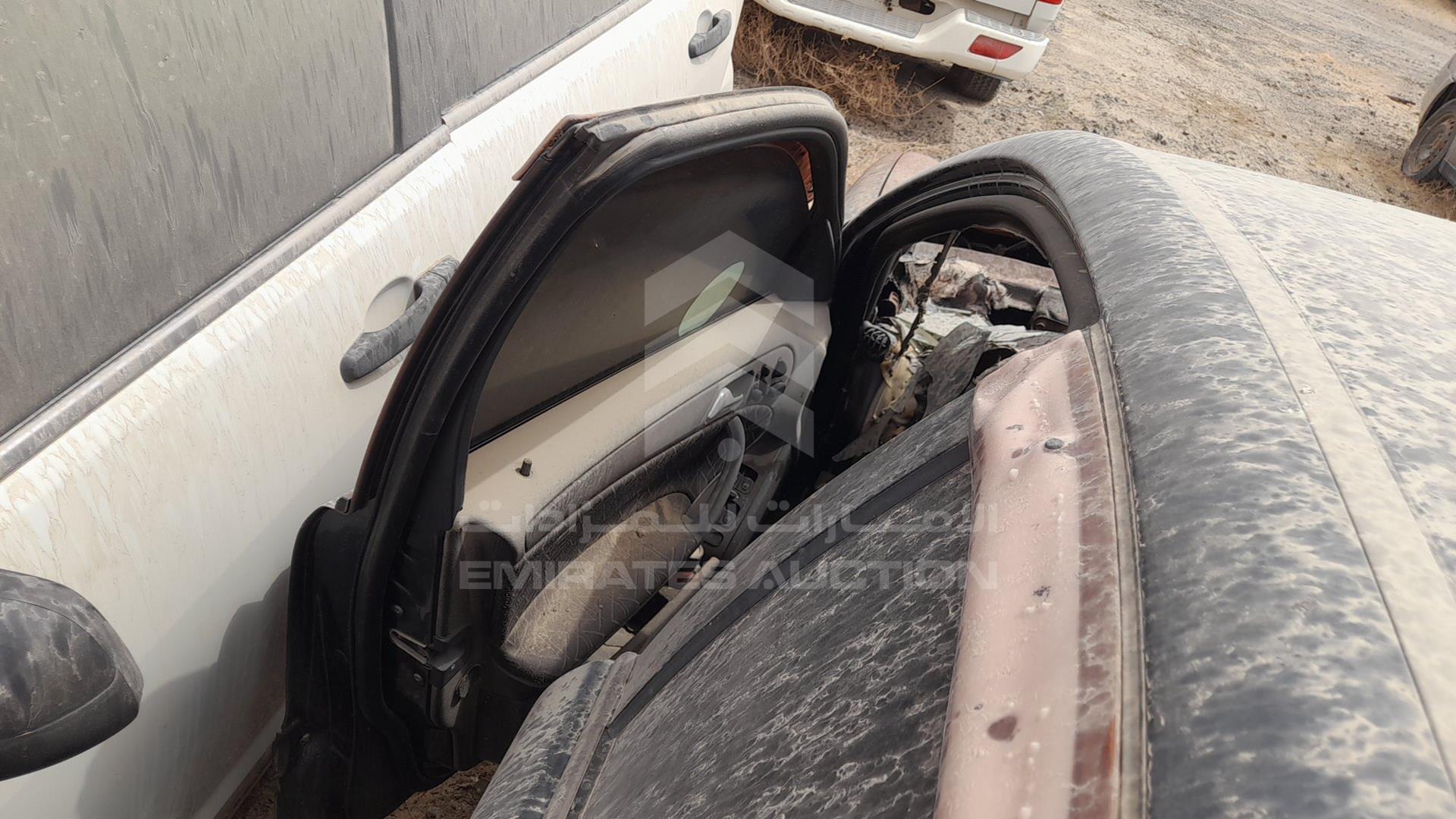 0 MERCEDES C200 VIN: WDB2030451F152756