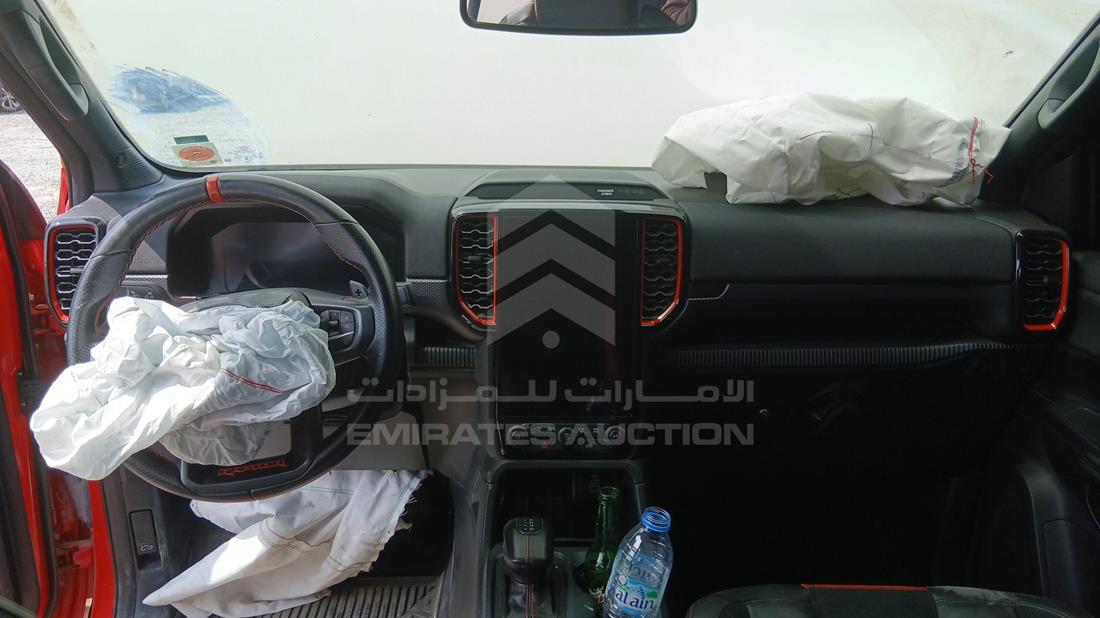 فورد رينجر رابتر 2023 — زاوية الواجهة الكاملة — صورة 14
