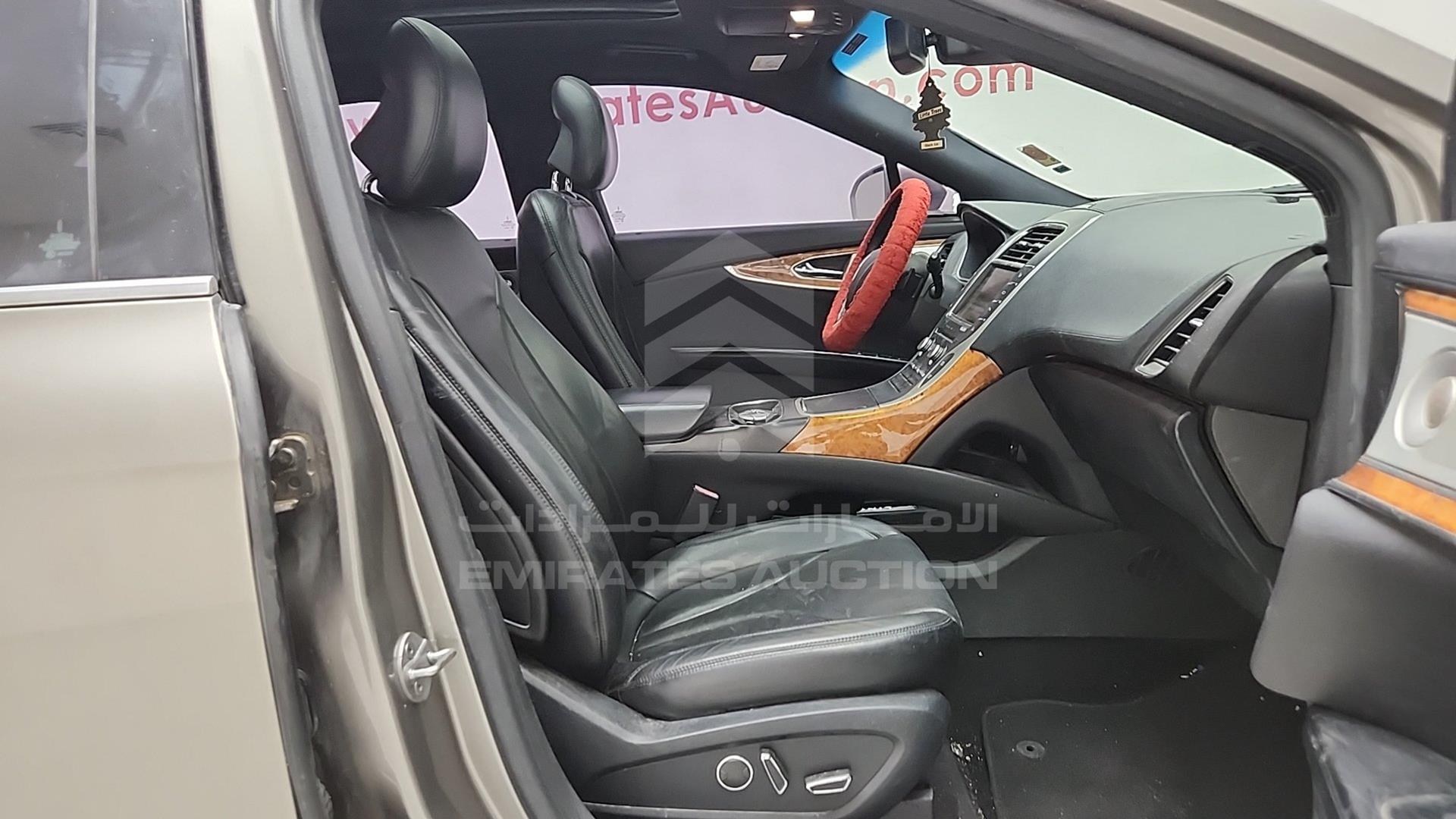 2016 LINCOLN MKX VIN: 2LMPJ8LP2GBL25406