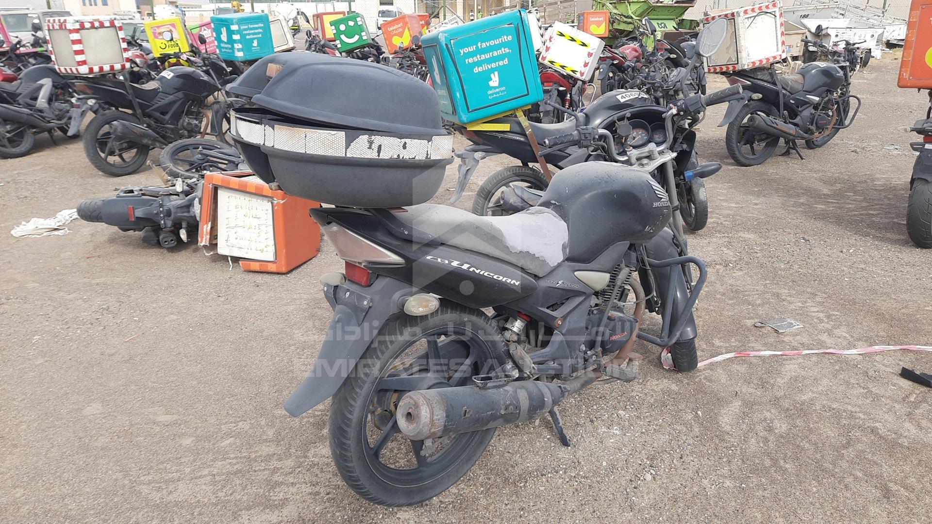 2018 HONDA UNICORN VIN: ME4KC311JJ8390840