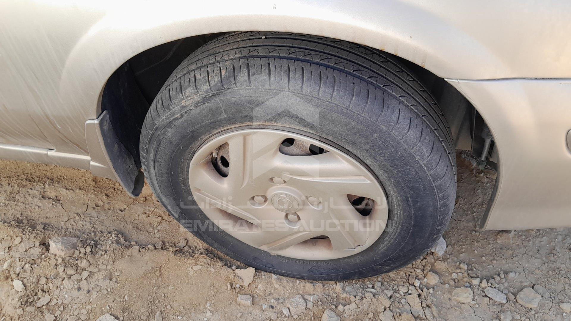 2003 NISSAN SUNNY VIN: JN1FN61C93W018735