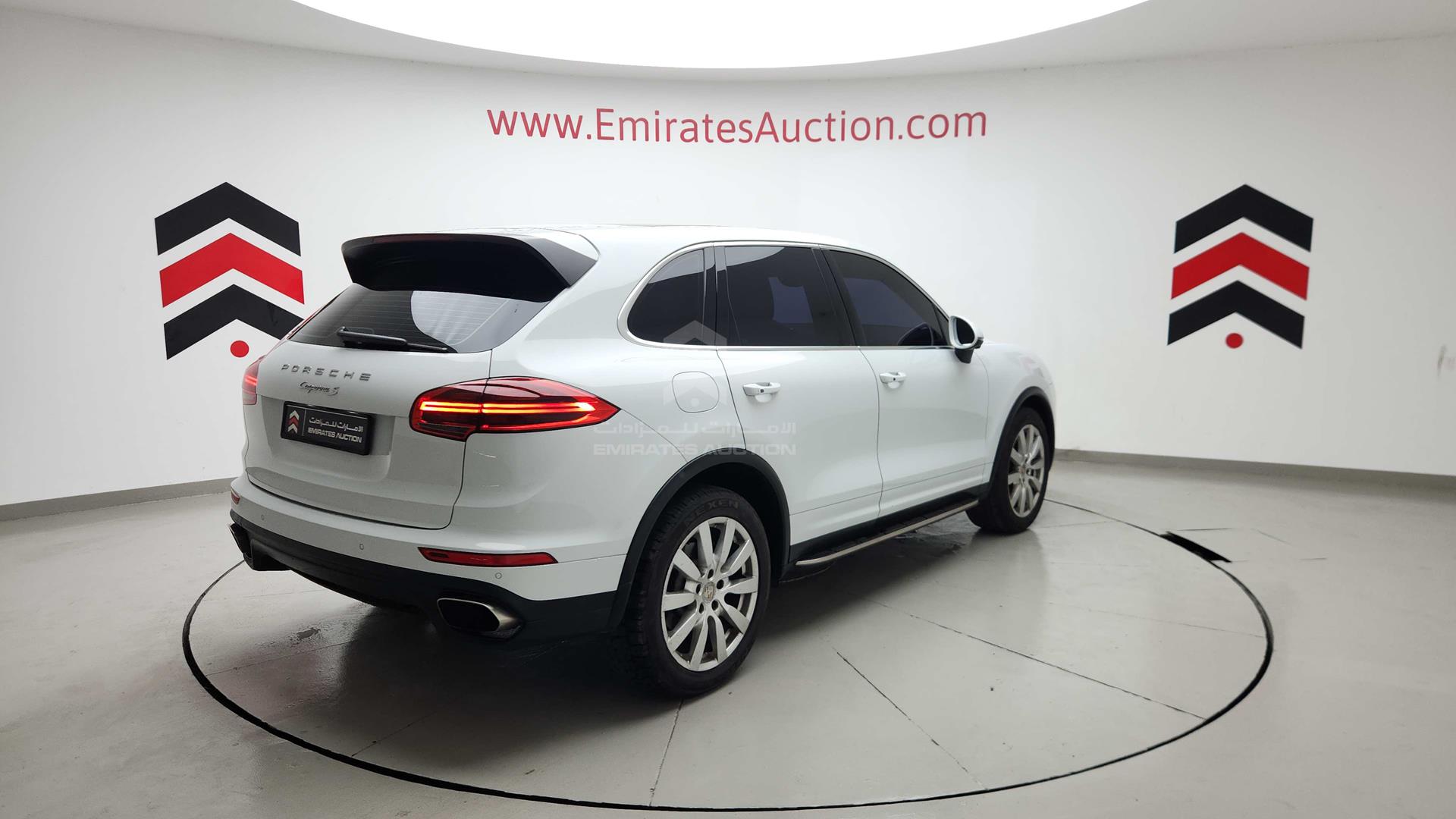 2016 PORSCHE CAYENNE VIN: WP1ZZZ92ZGLA03325