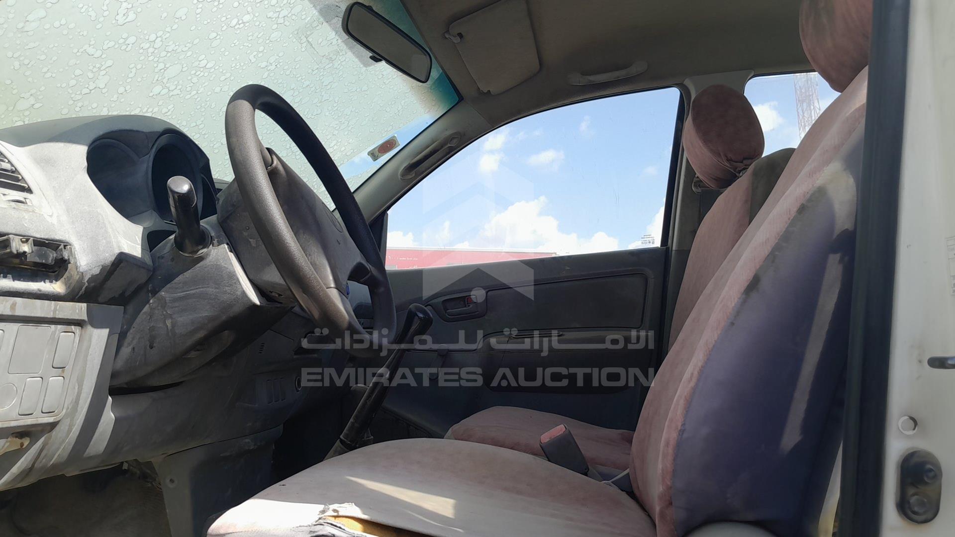 2008 TOYOTA HILUX VIN: MR0FX22G681309765