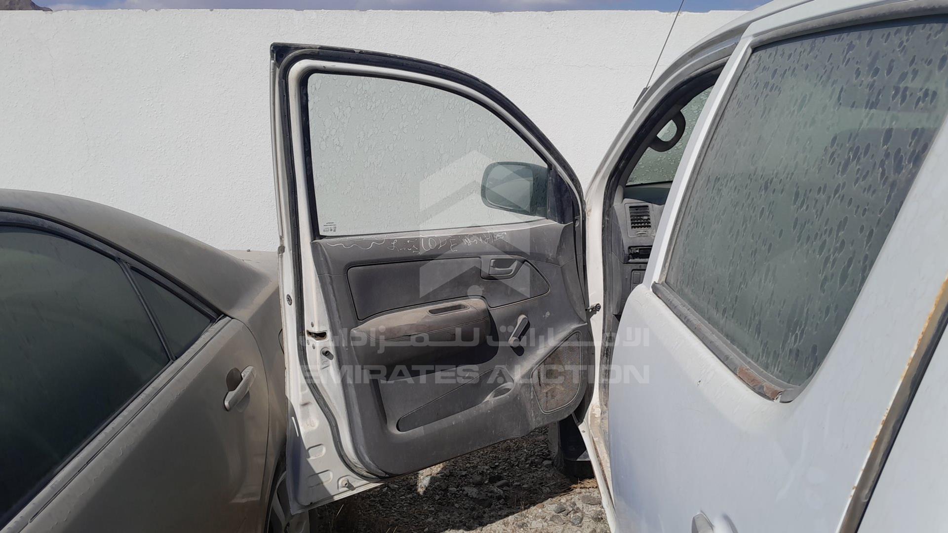 2008 TOYOTA HILUX VIN: MR0FX22G681309765