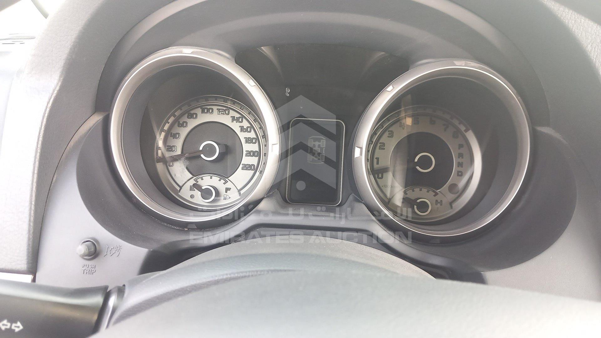 2013 MITSUBISHI PAJERO VIN: JMYLRV95WDJ701089