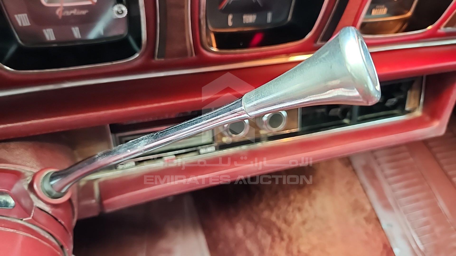 1971 LINCOLN CONTINENTAL VIN: 1Y89A818105