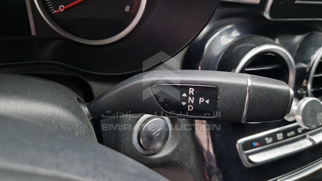 2016 Mercedes C 200 — Gear View — Photo 17