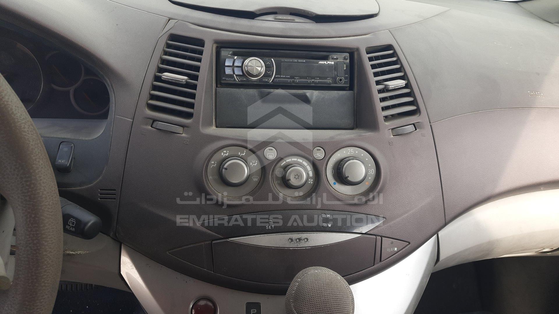 2005 MITSUBISHI GRANDIS VIN: JMYLRNA4W5Z703587