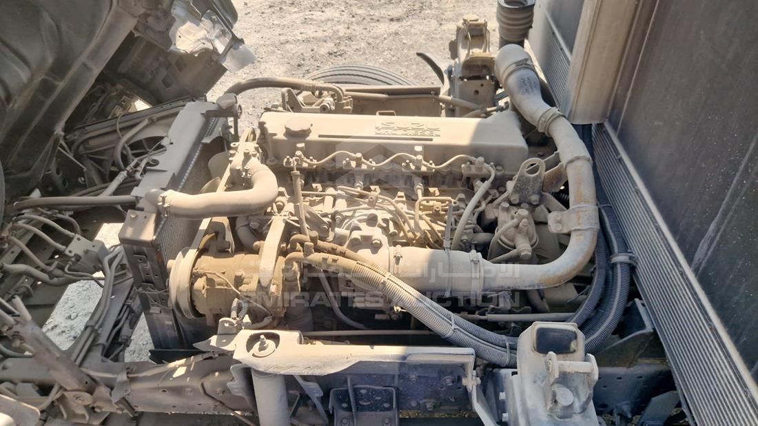 2013 Isuzu NMR — Engine Bay — Photo 25