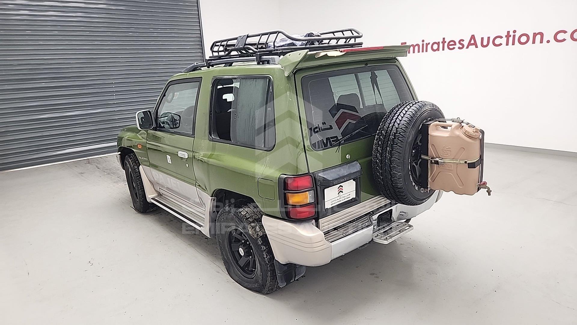 2000 MITSUBISHI PAJERO VIN: JMY0RV230YJ703802