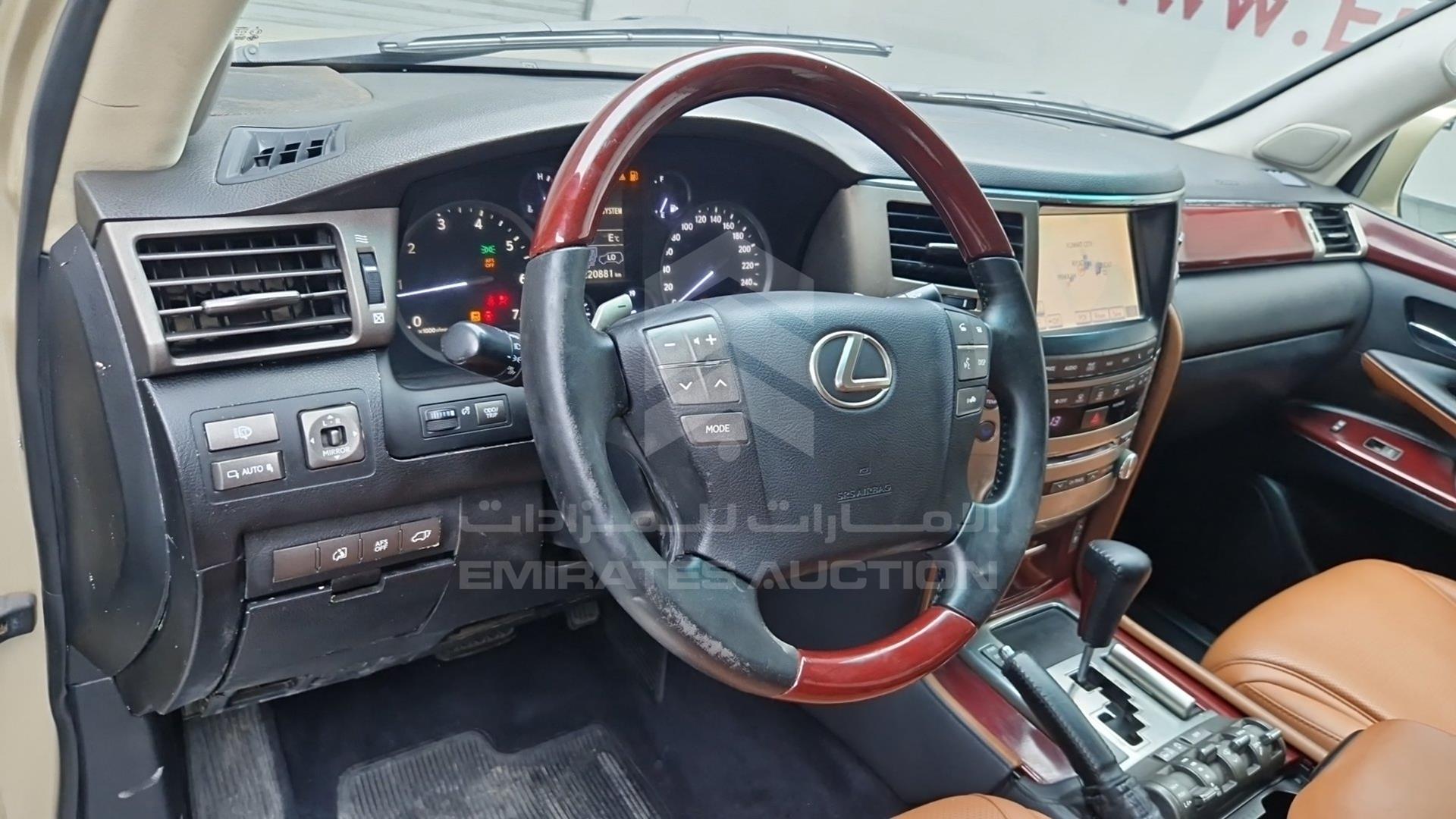 2014 LEXUS LX 570 VIN: JTJHY00W2E4145215