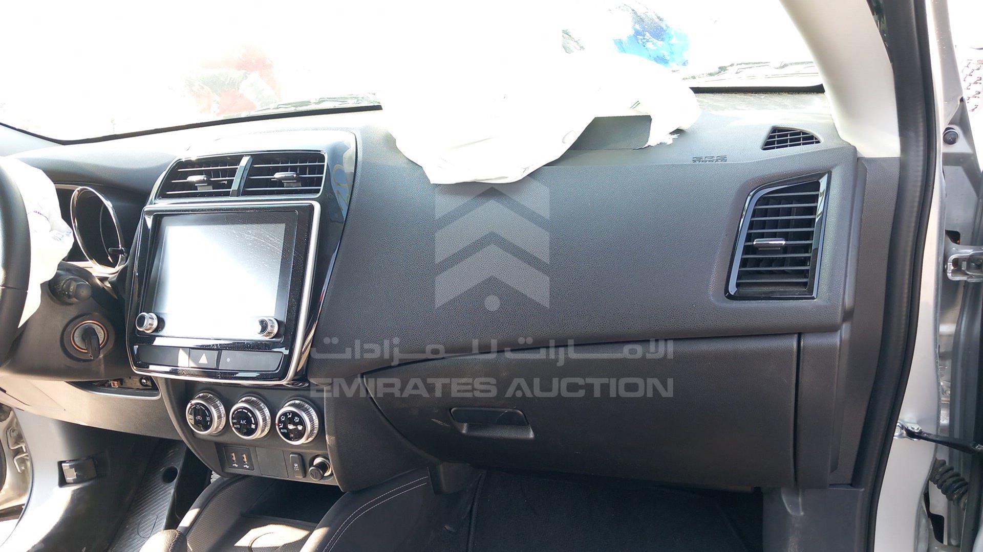 2024 MITSUBISHI ASX VIN: JE4LPT1U5RU700992