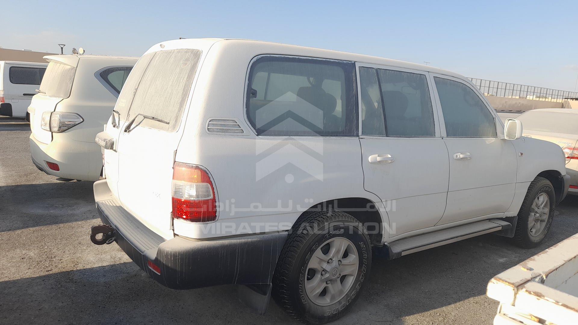 2007 TOYOTA LAND CRUISER VIN: JTGHJ09J977006847