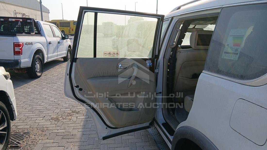 نيسان باترول 2019 — الباب الخلفي الأيسر — صورة 19