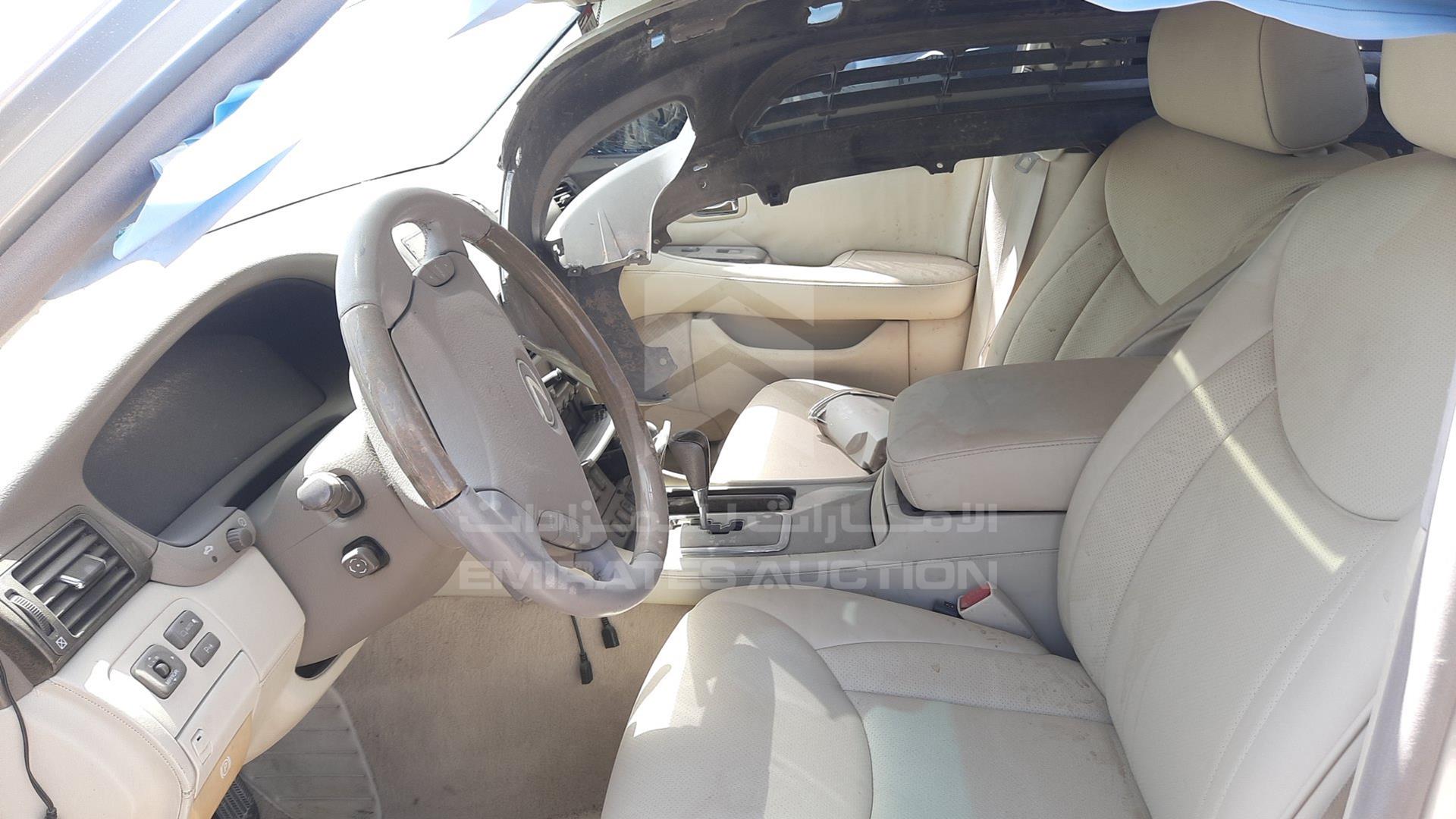 2001 LEXUS LS 430 VIN: JTHBN30F410009056