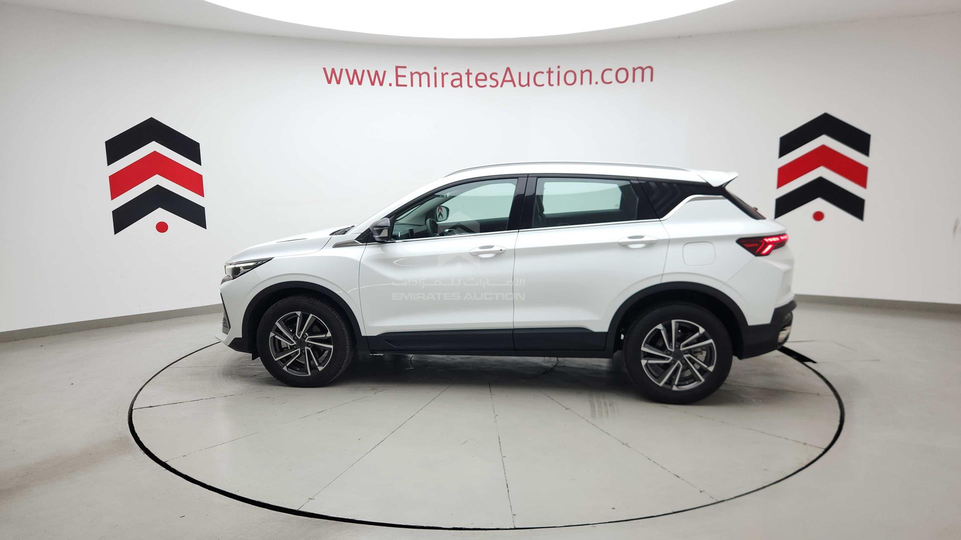 2024 GEELY COOLRAY VIN: LB3762KZ1RX503440