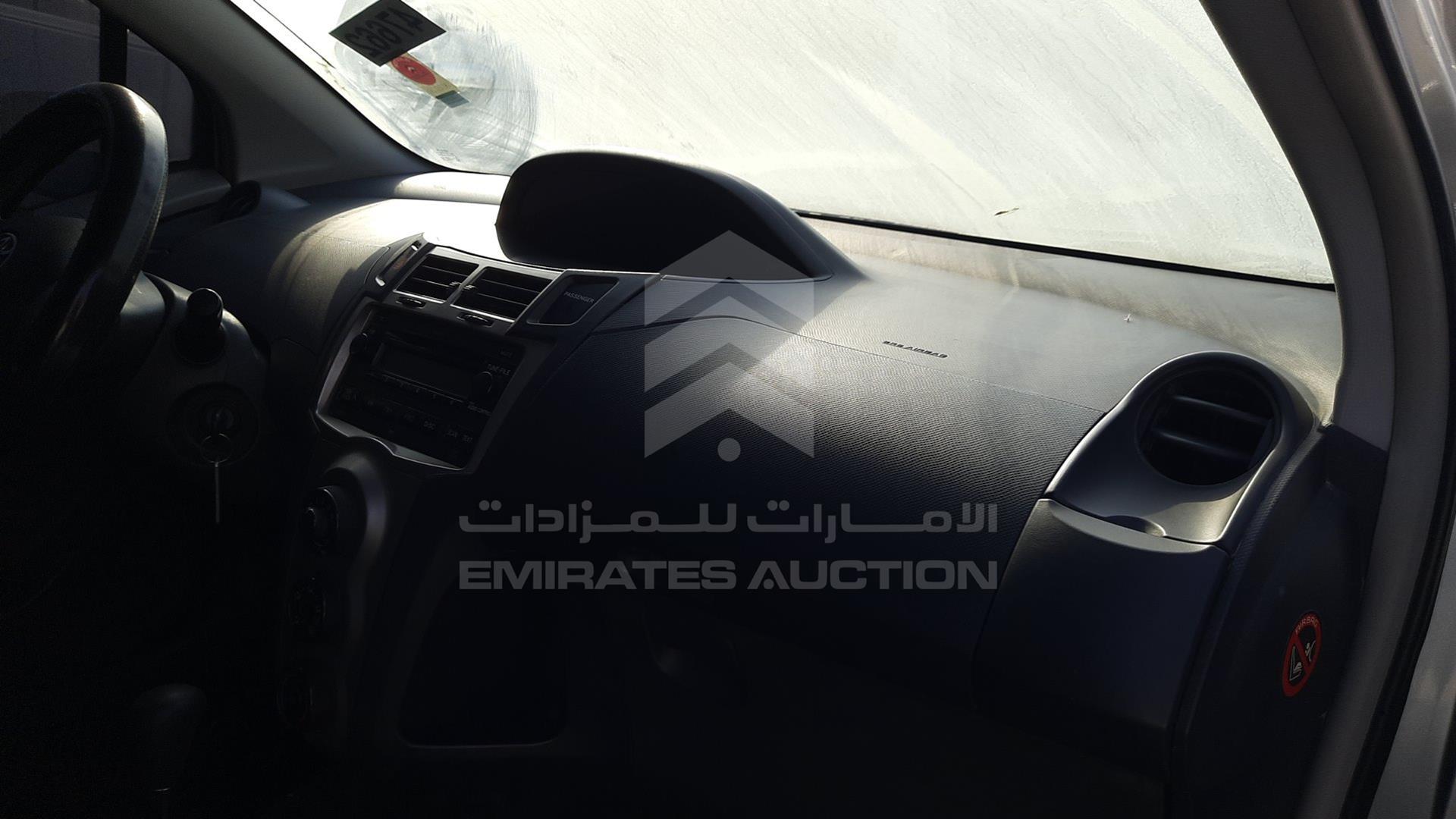 2011 TOYOTA YARIS VIN: JTDKW9231B5161885