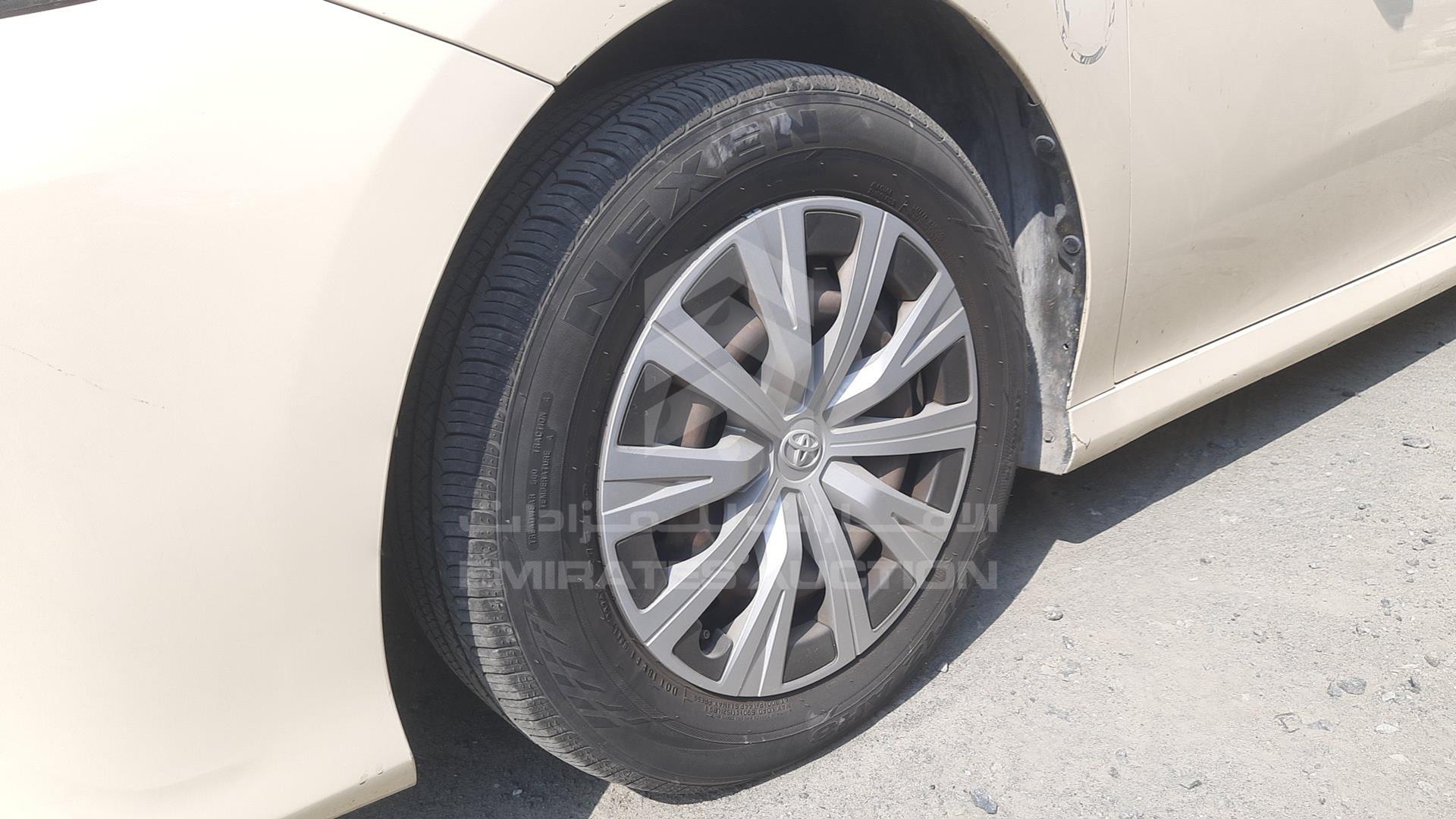2019 TOYOTA CAMRY VIN: JTNB29HK8K3015209