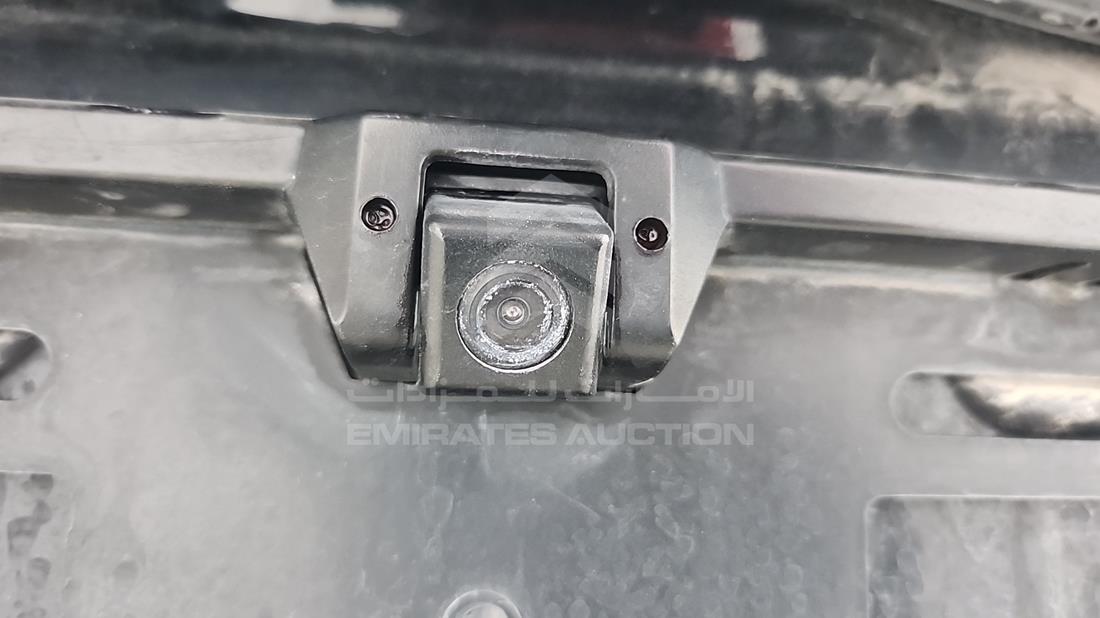 تويوتا لاند كروزر 2020 — زاوية الكاميرا الخلفية ورؤية 360 درجة — صورة 25