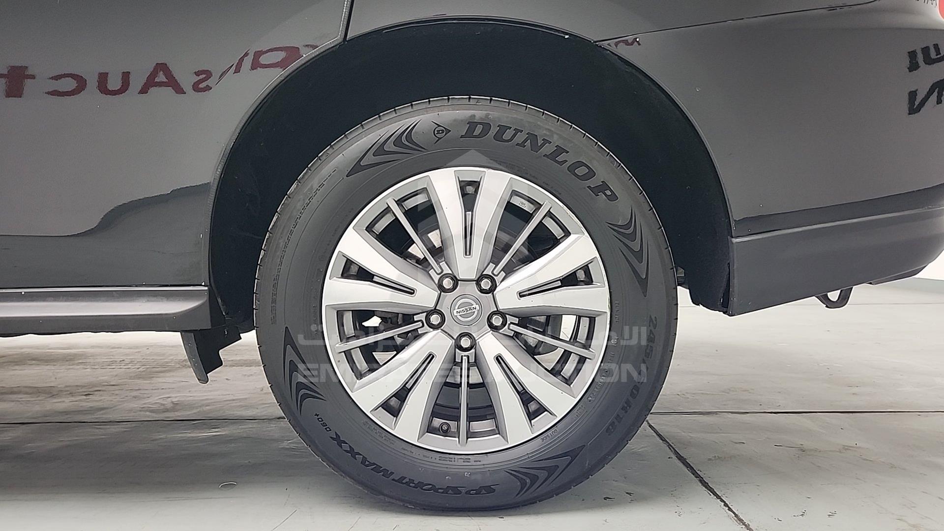 2020 NISSAN PATHFINDER VIN: 5N1DR2BN1LC585357