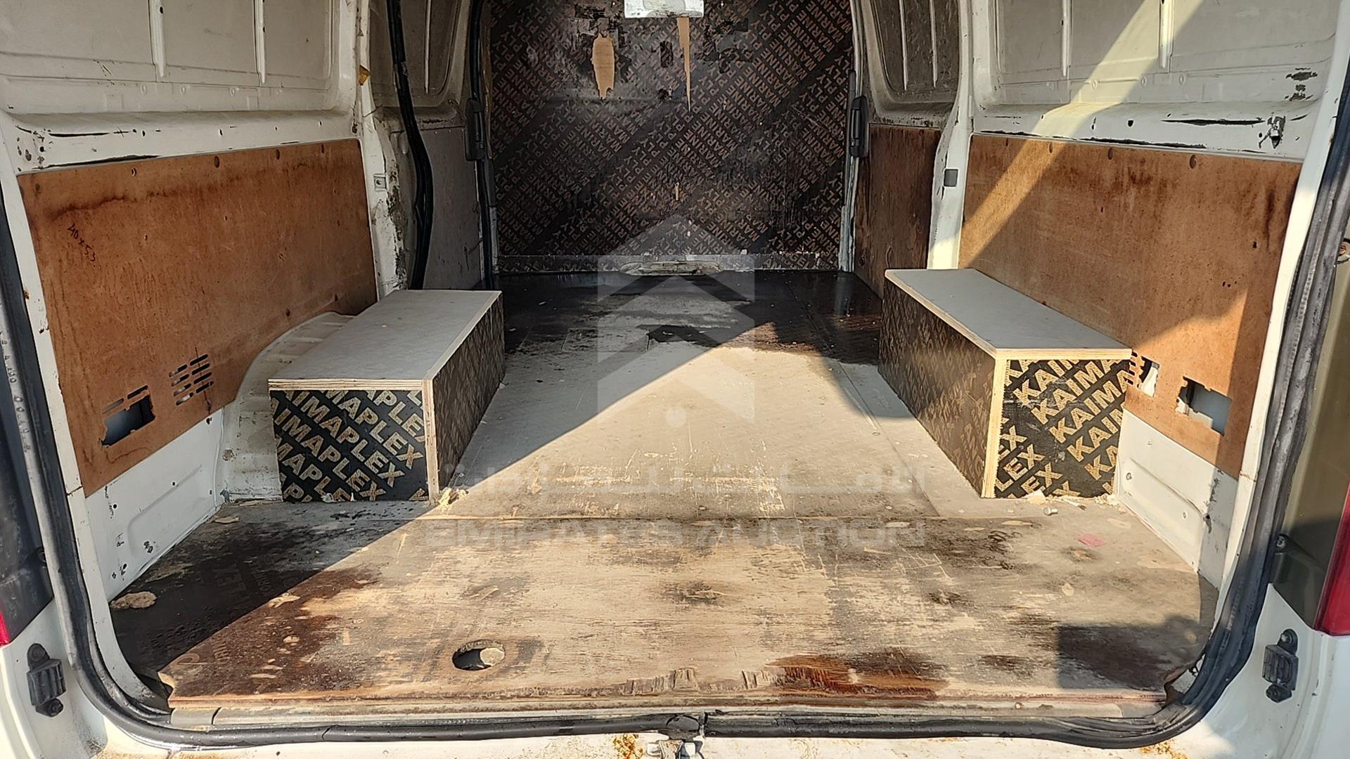 2009 TOYOTA HIACE VIN: JTFHX02PX90037361