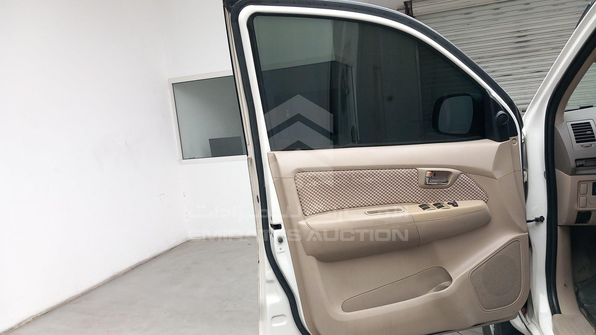 2008 TOYOTA FORTUNER VIN: MHFYX59G788012532