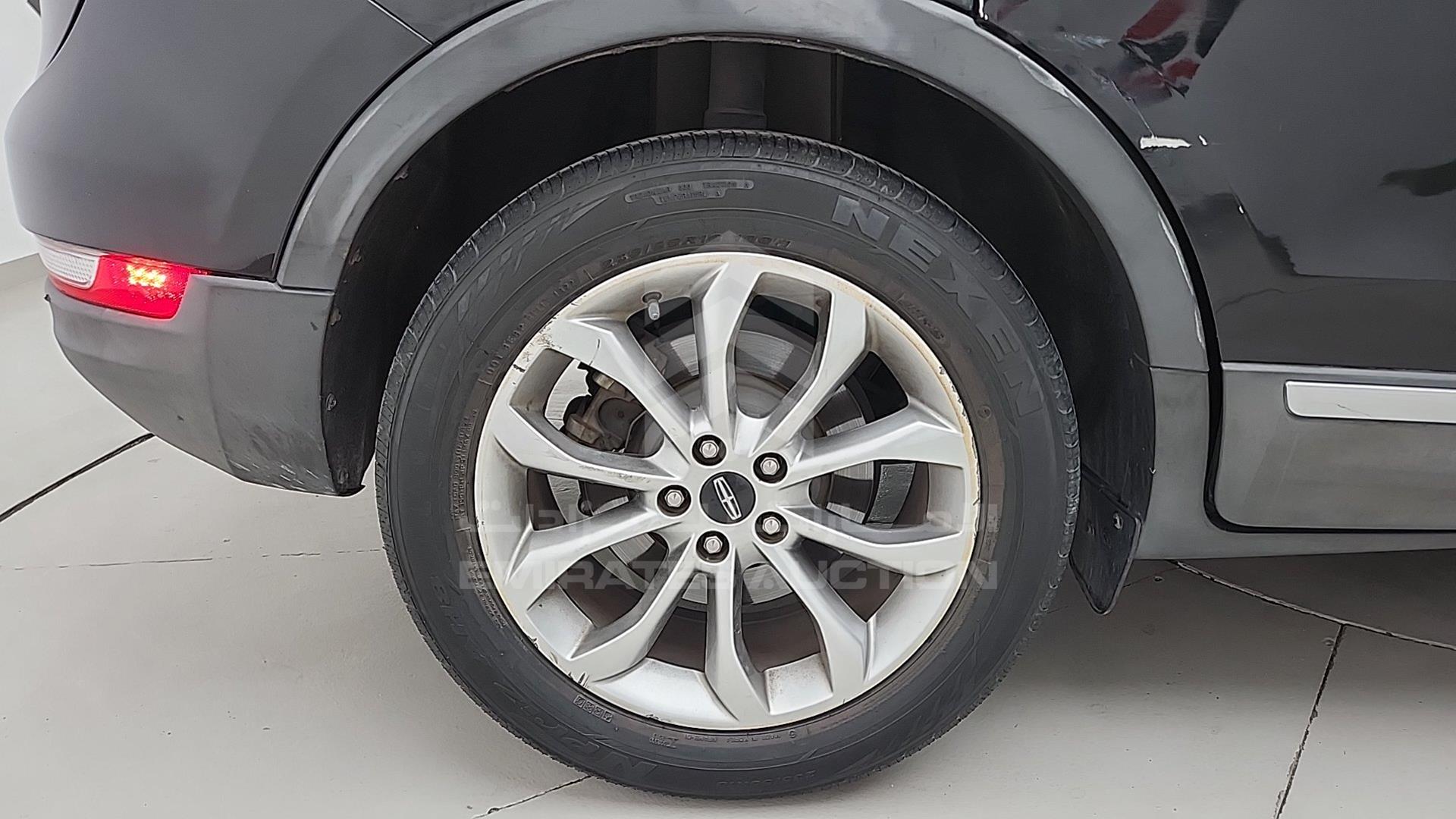 2016 LINCOLN MKC VIN: 5LMCJ2C96GUJ29825