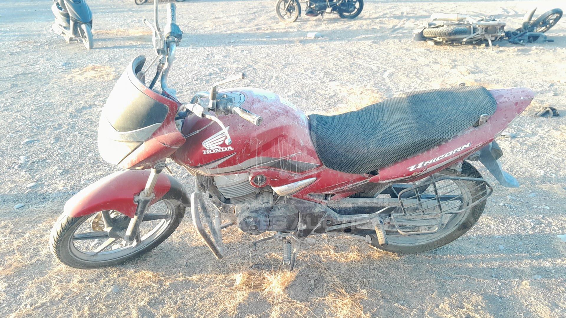 2007 HONDA UNICORN VIN: ME4KC098E78017060