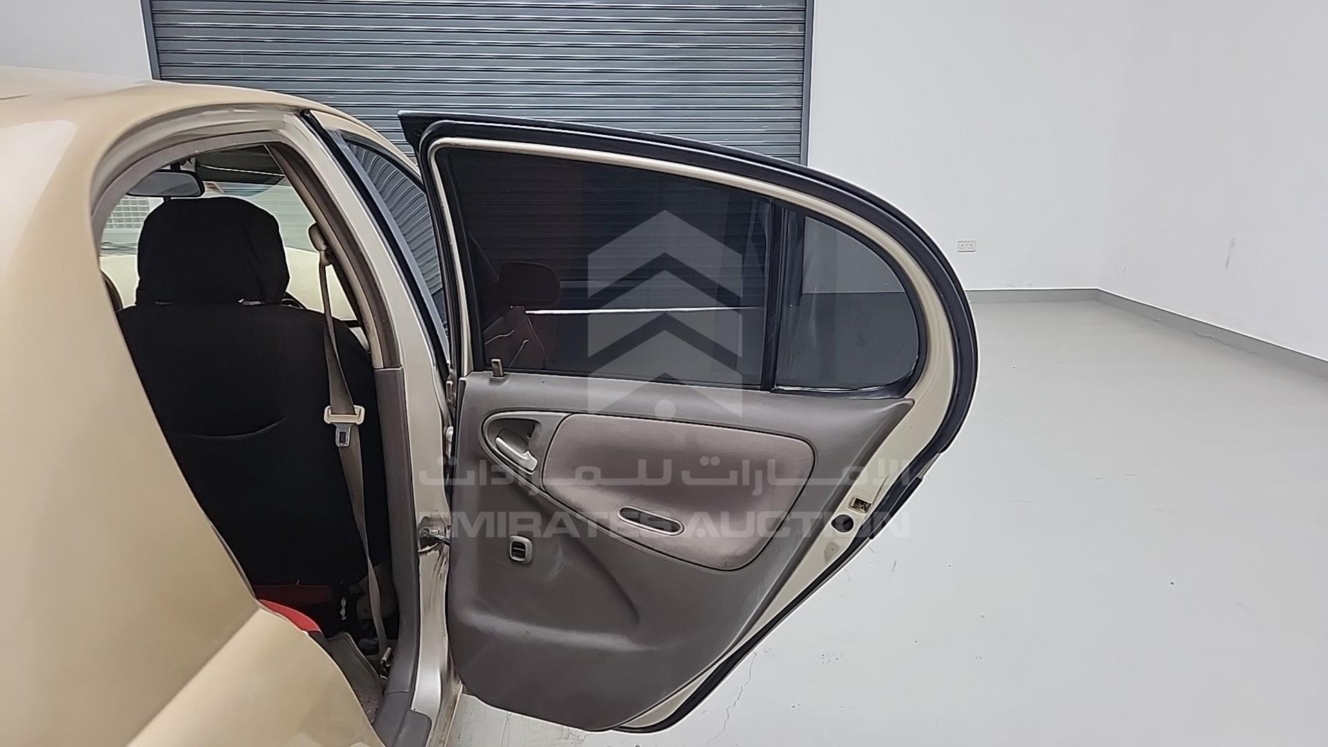 2005 TOYOTA ECHO VIN: JTDBW123050082422