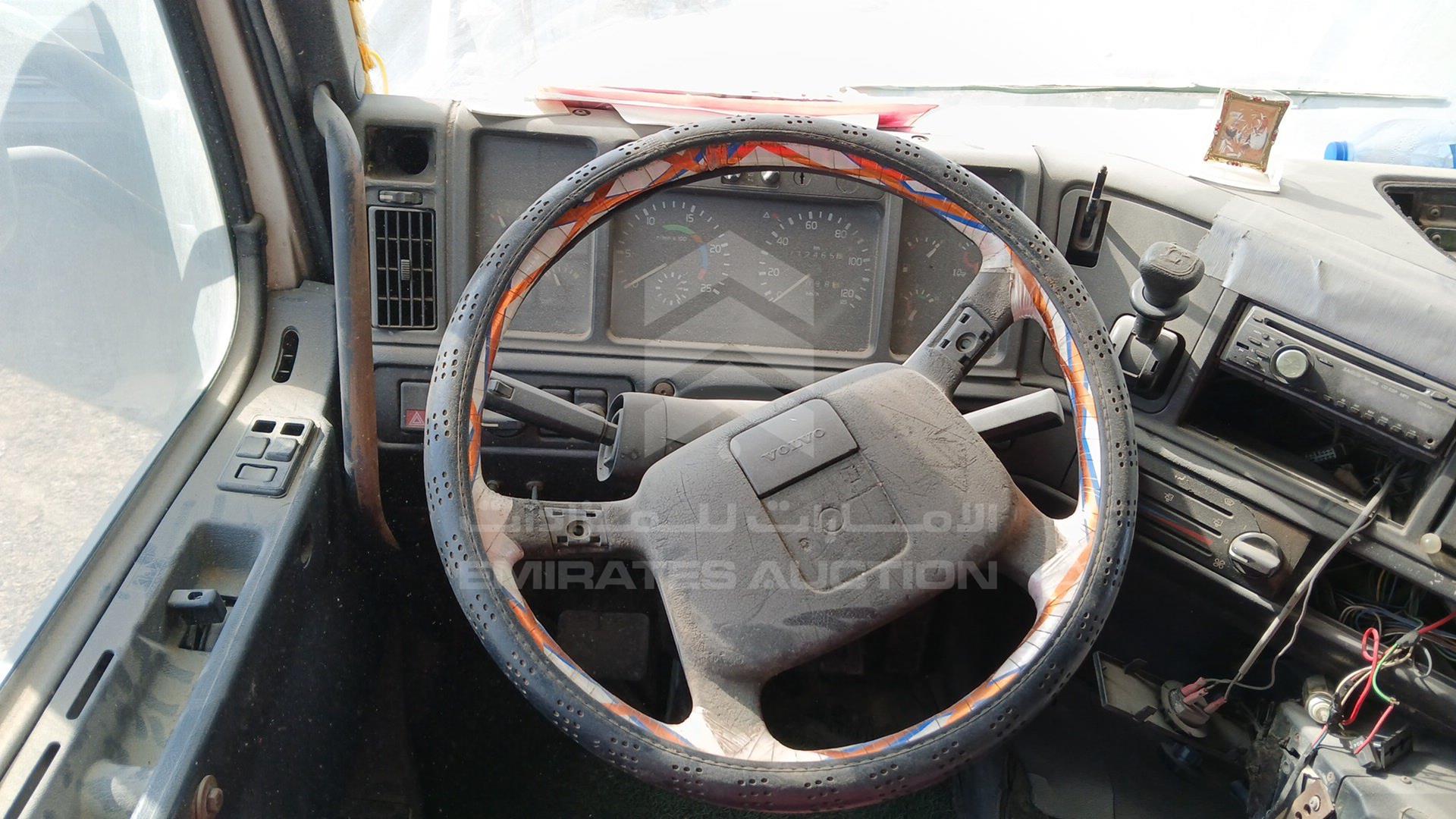1998 VOLVO FH 12 VIN: YV2A4B3D3WA279407