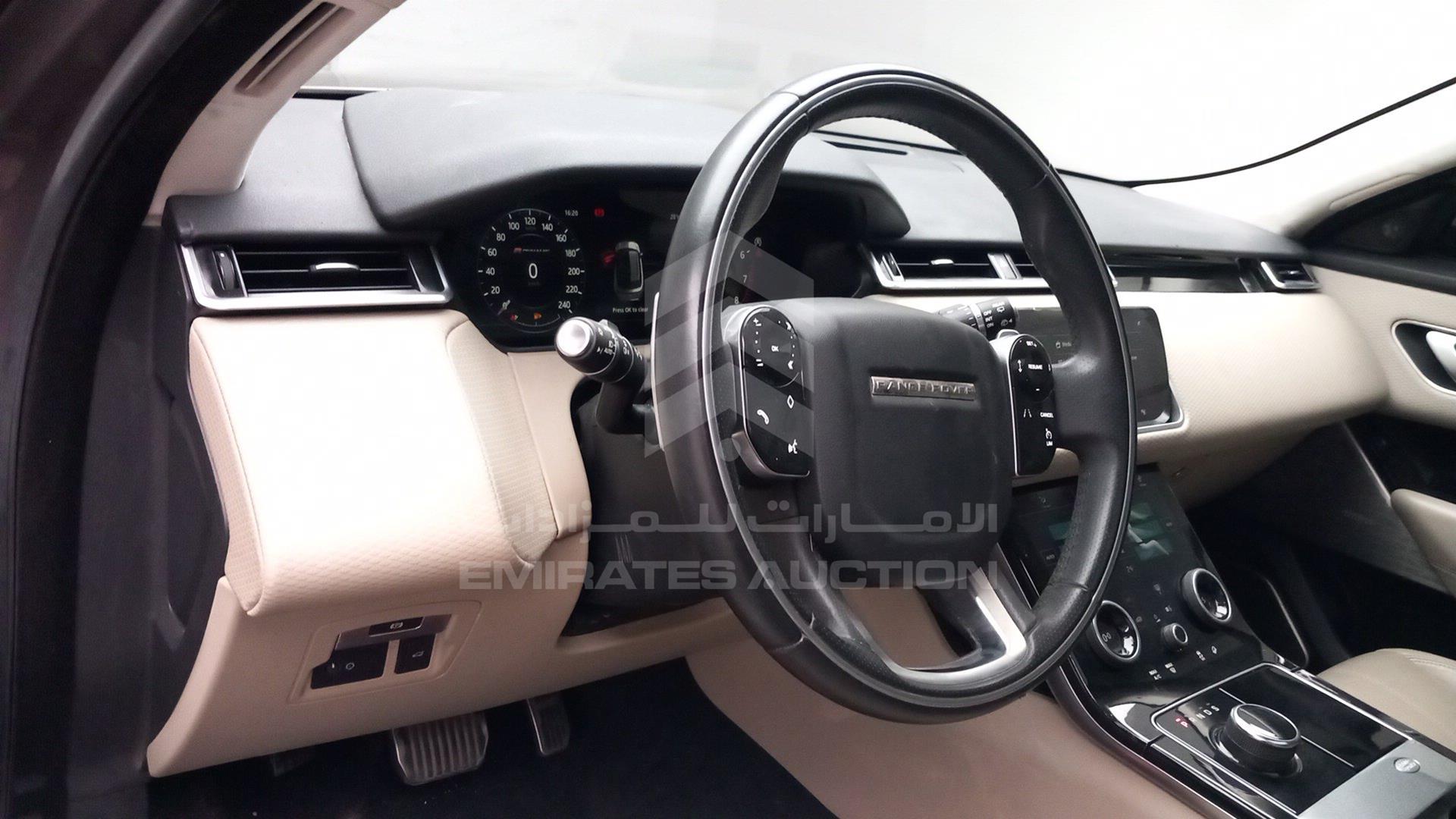 2019 RANGE ROVER VELAR VIN: SALYA2BX7KA223325
