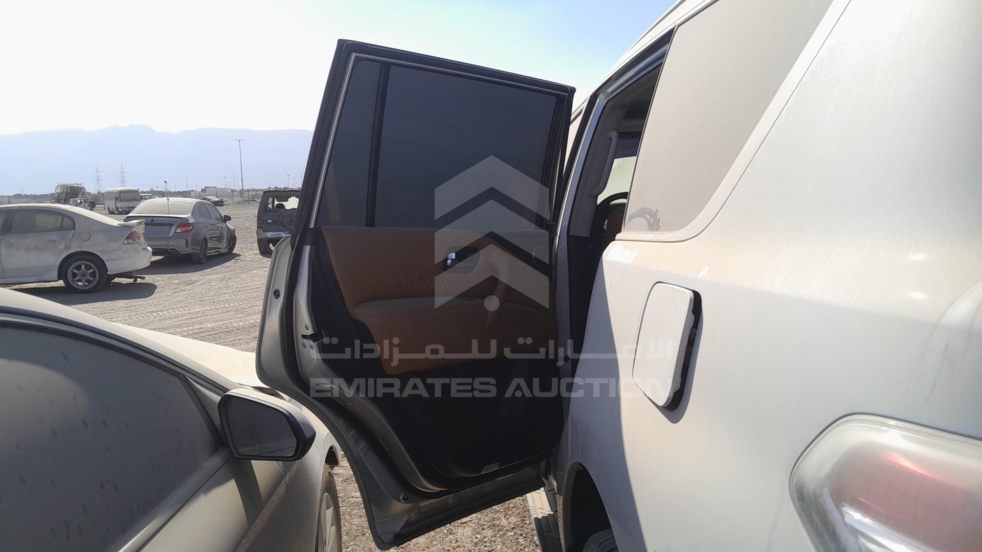 2016 NISSAN PATROL VIN: JN8AY2NY2H9301842