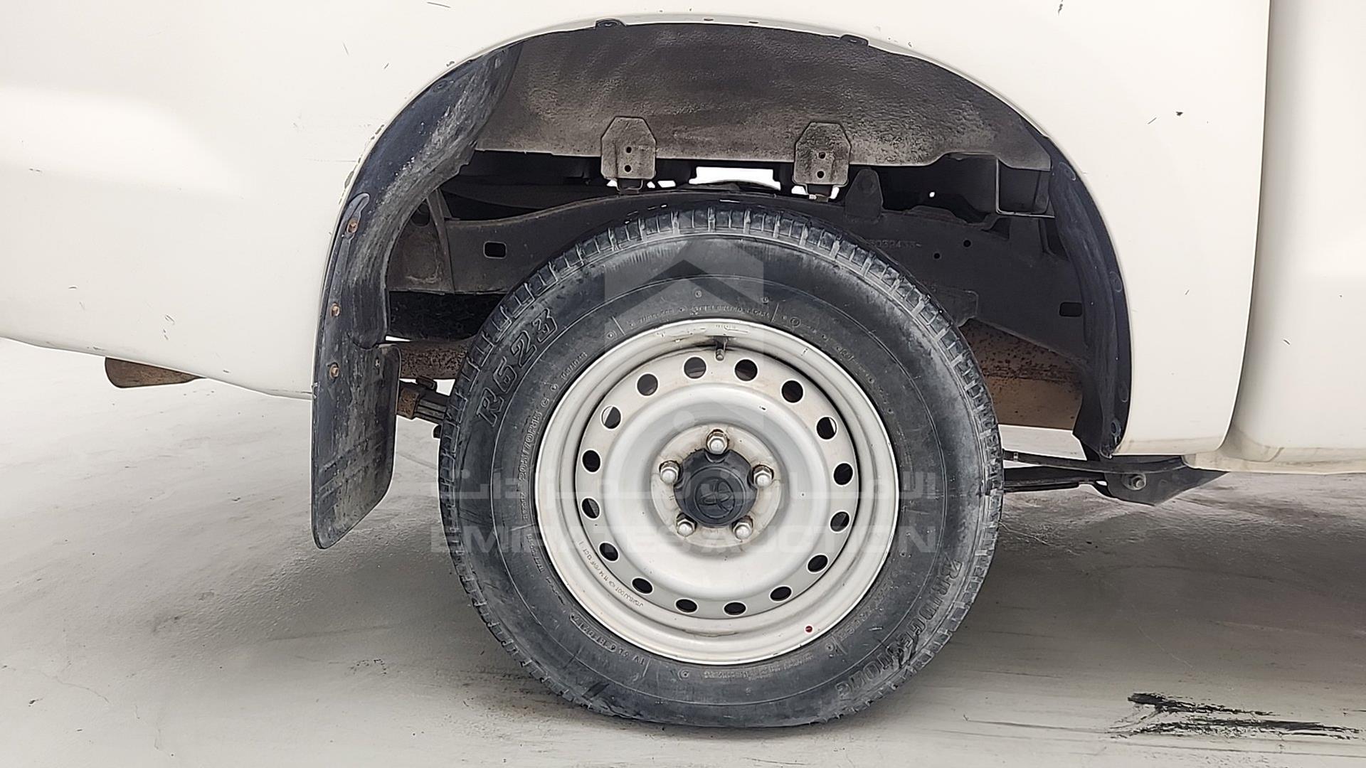 2015 TOYOTA HILUX VIN: MR0EW12G6F3032433