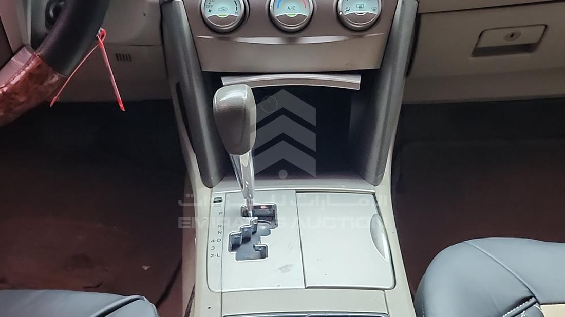 2010 Toyota Camry — Gear View — Photo 18