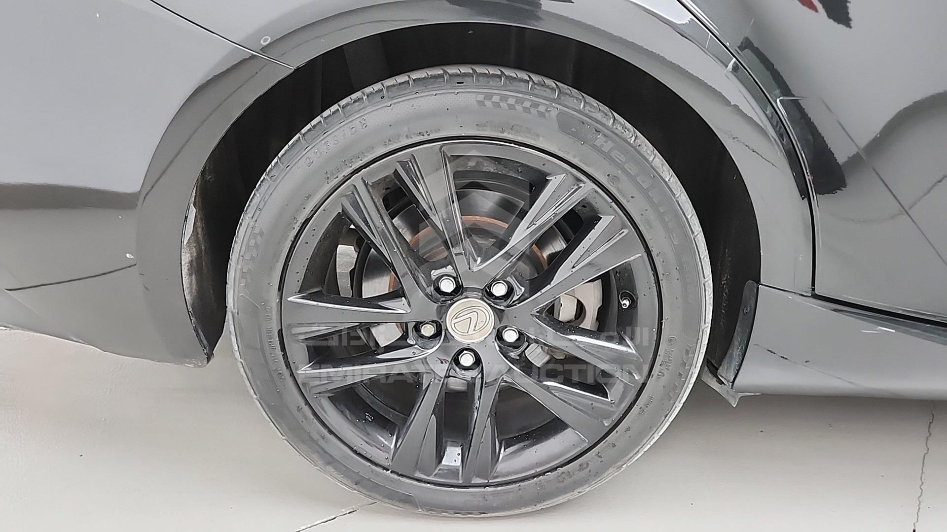 2018 LEXUS IS300 VIN: JTHBA1D26J5067048