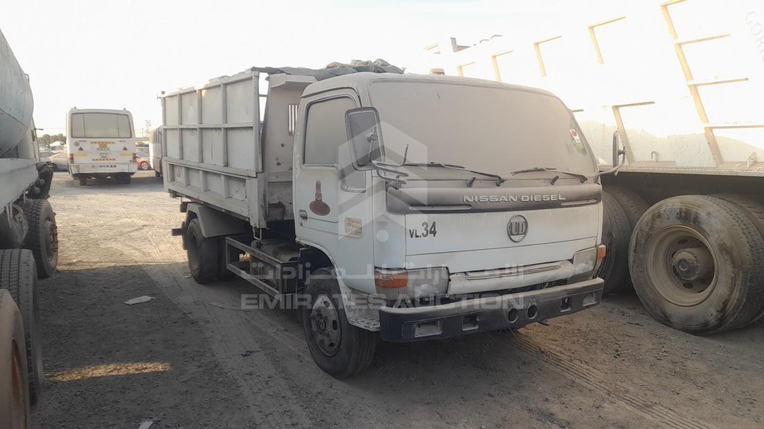 Nissan Diesel UD — Front Right Angle — Photo 9