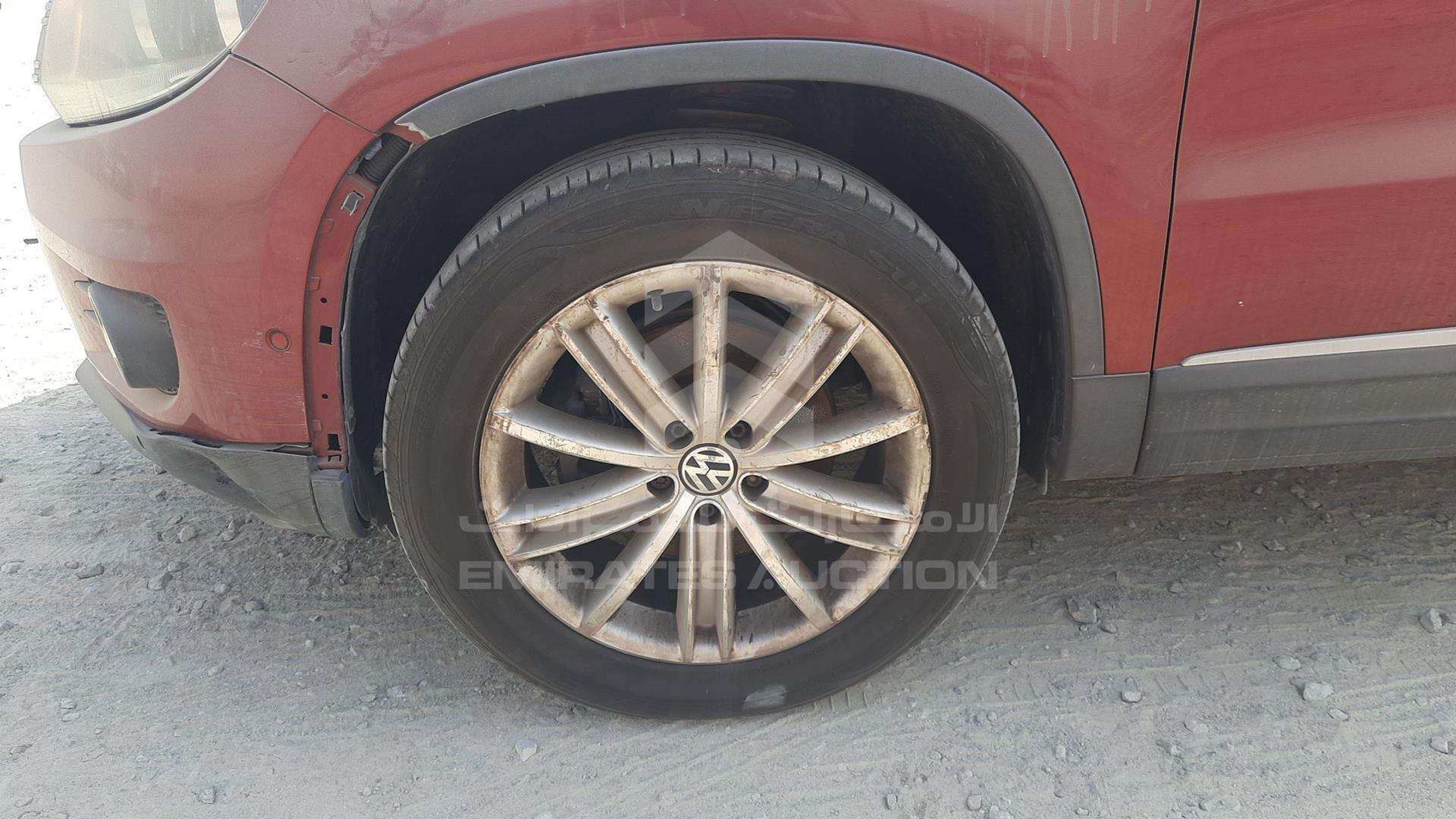 2012 VOLKSWAGEN TIGUAN VIN: WVGCE15NXCW045677