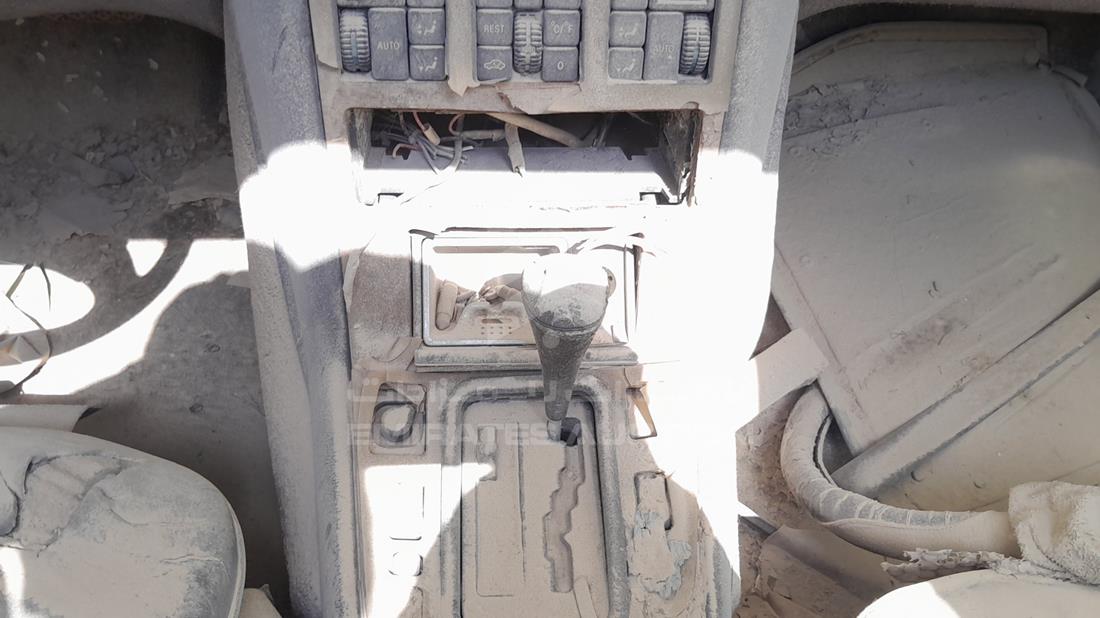 1992 Mercedes 300 SEL — Gear View — Photo 16