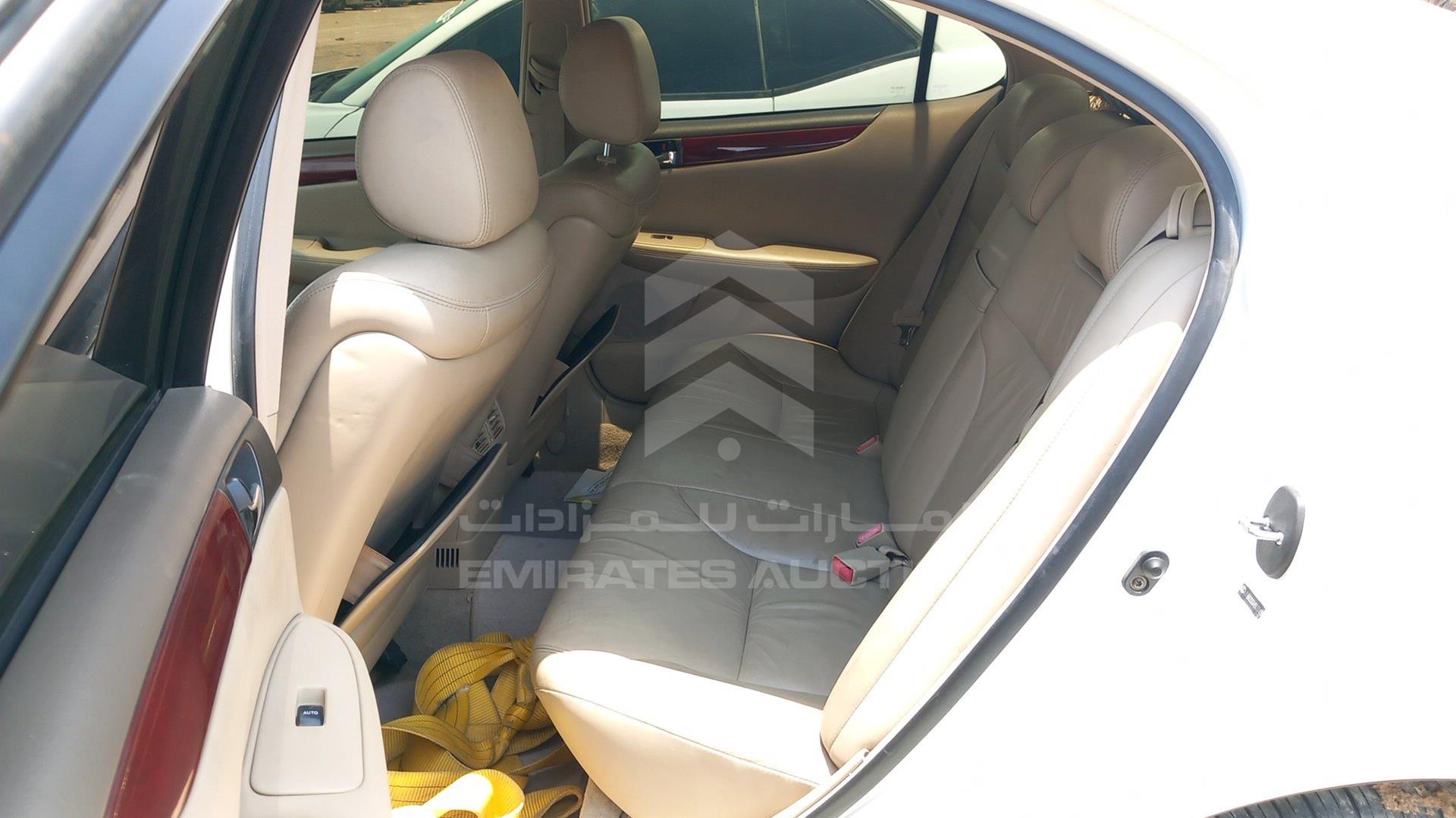 2004 LEXUS ES 300 VIN: JTHBA30GX45030408
