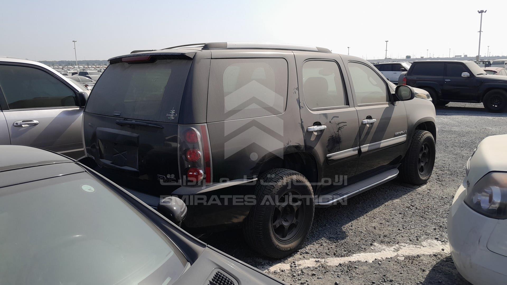 2008 GMC YUKON VIN: 1GKFK638X8J227599