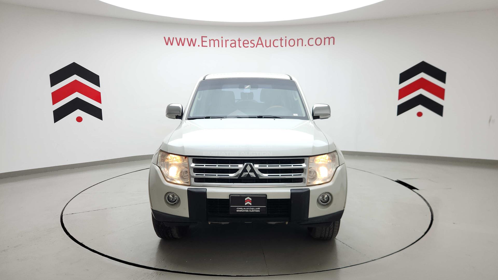 2011 MITSUBISHI PAJERO VIN: JMYLRV95WBJ705799