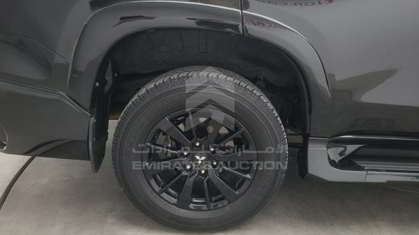 Mitsubishi Montero 2019 MMEMC71X8KH014730 Image 33