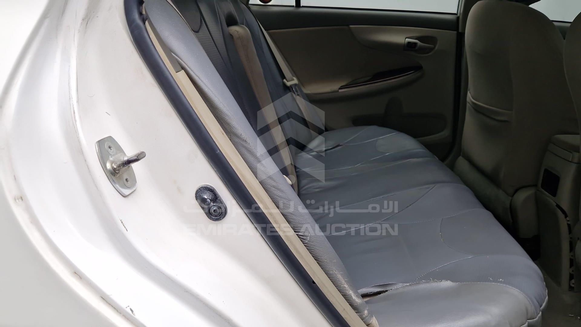2010 TOYOTA COROLLA VIN: RKLBB42E3A8006027