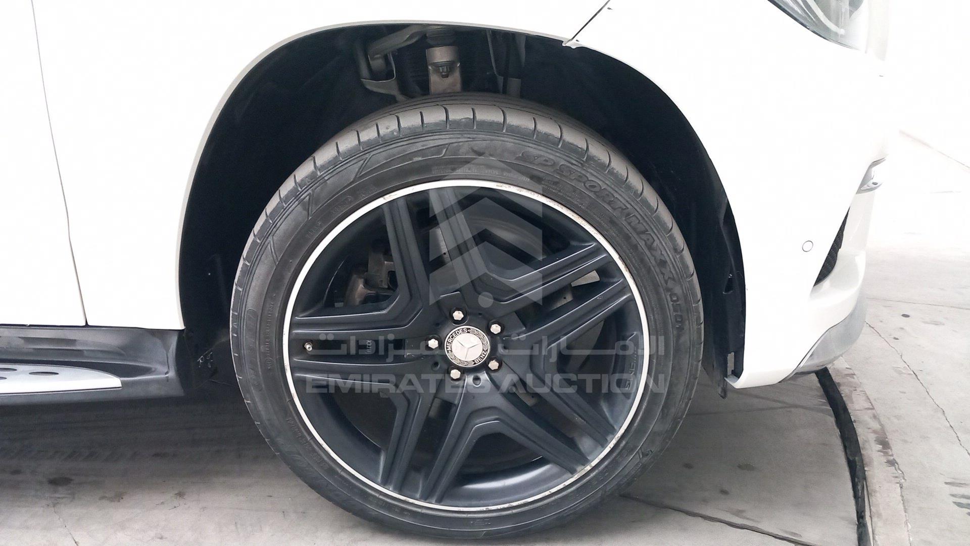 2016 MERCEDES GL 500 VIN: WDCDF7DE7GA645984