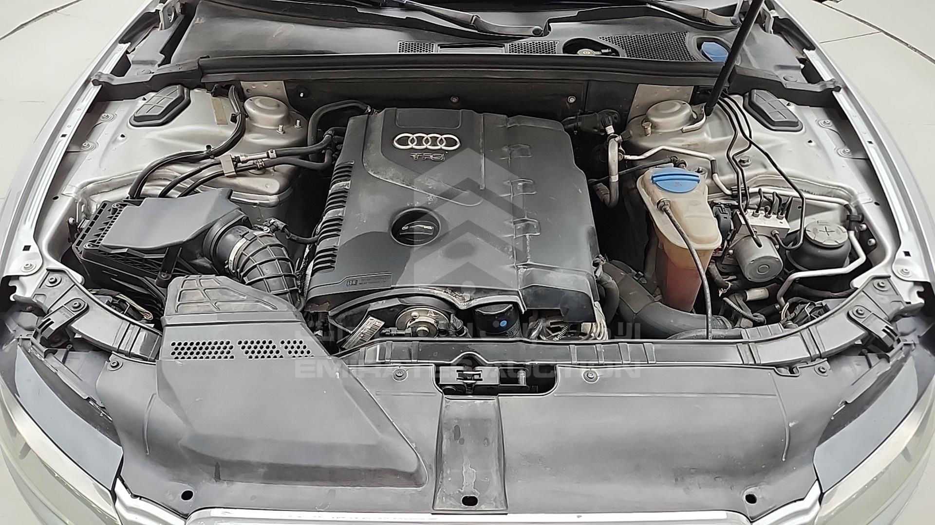 2010 AUDI A5 VIN: WAUAFB8F9AN012270