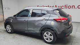 2020 Nissan Kicks — Rear Left Angle — Photo 5 — Thumbnail