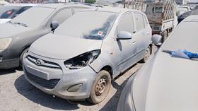 2012 Hyundai I10 — Front Left Angle — Photo 4 — Thumbnail
