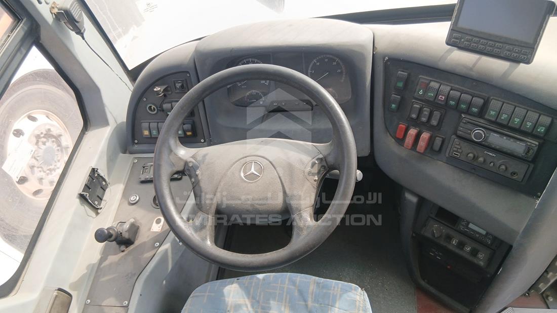 2019 Mercedes Bus — Steering & Mounted Controls — Photo 13
