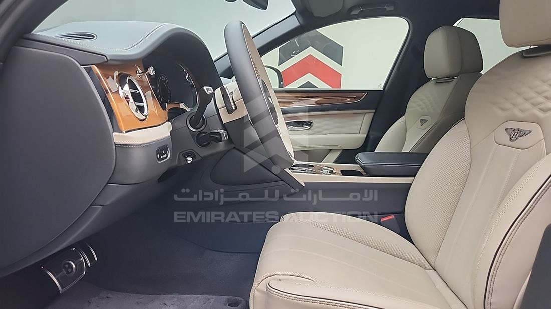 2025 Bentley Bentayga — Front Left Driver Seat View — Photo 15